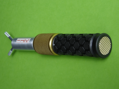 Product's serrated base